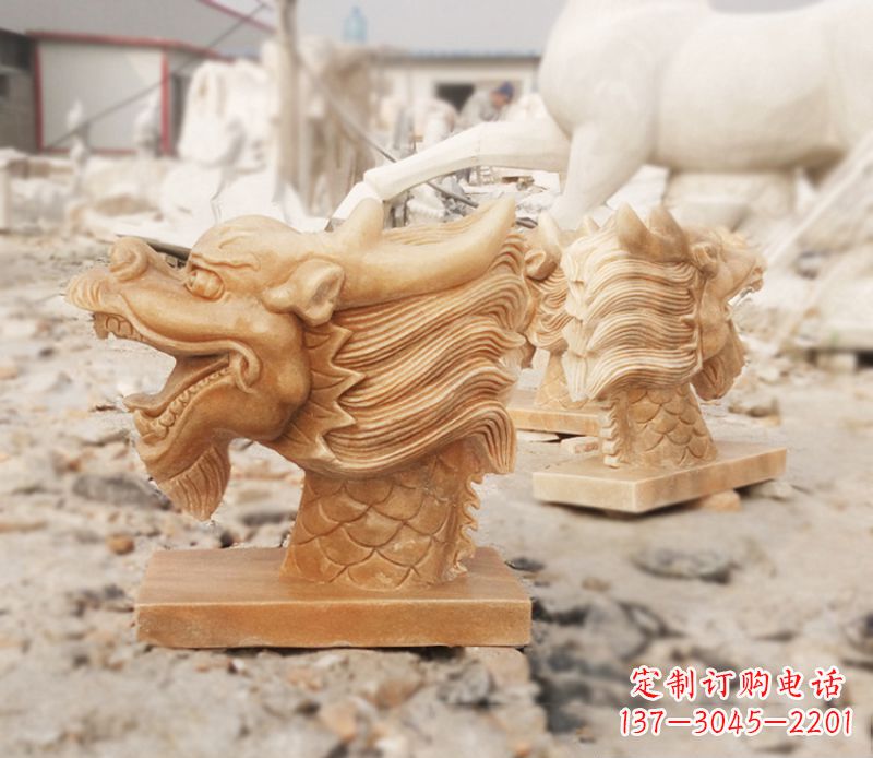 聊城晚霞红喷水龙头雕塑