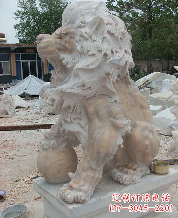 聊城晚霞红寺庙门口西洋狮子石雕