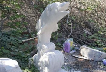 聊城海豚雕塑：悠闲无比的精灵