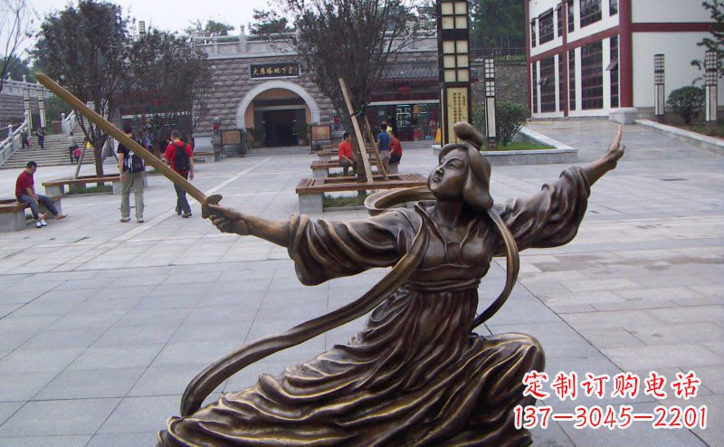 聊城舞剑的古代美女古代人物铜雕