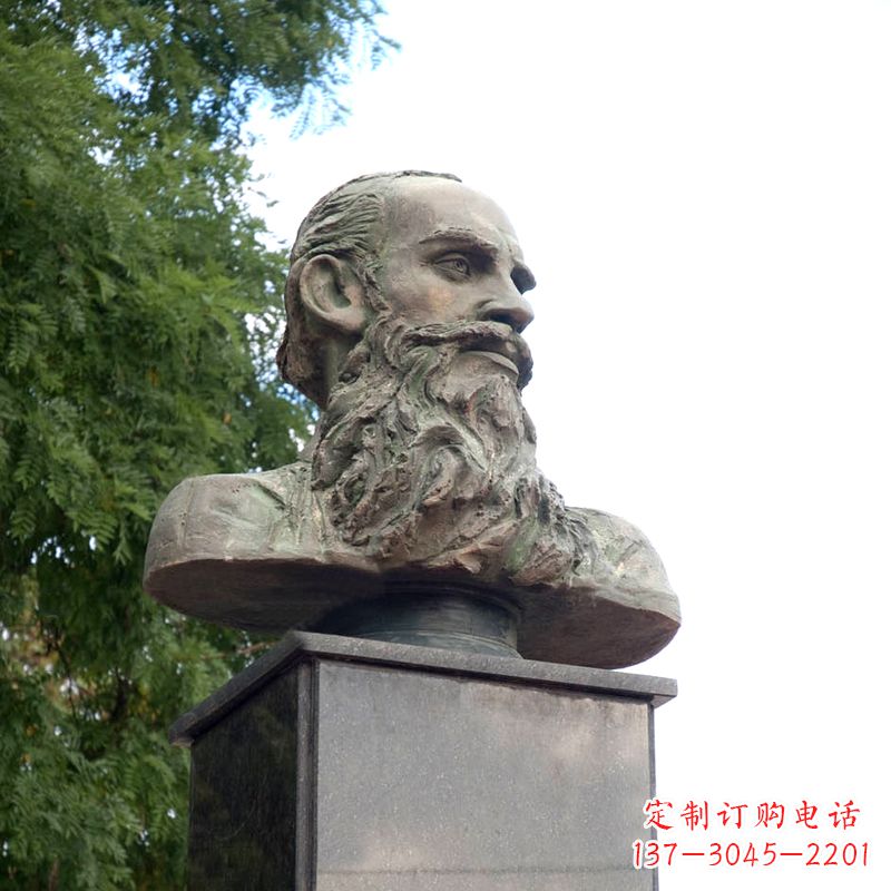 聊城西方名人俄国现实主义作家托尔斯泰胸像雕塑摆件