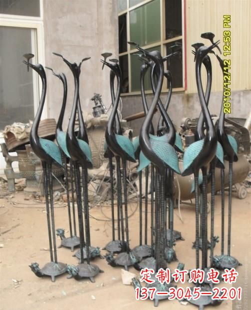 聊城仙鹤动物铜雕