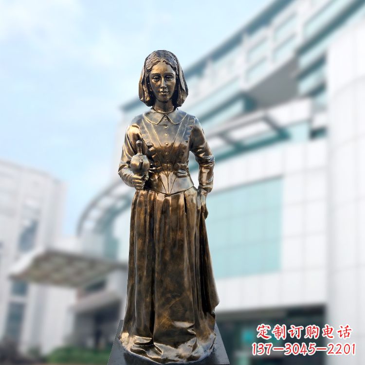 聊城现代护理教育奠基人南丁格尔玻璃钢仿铜雕像