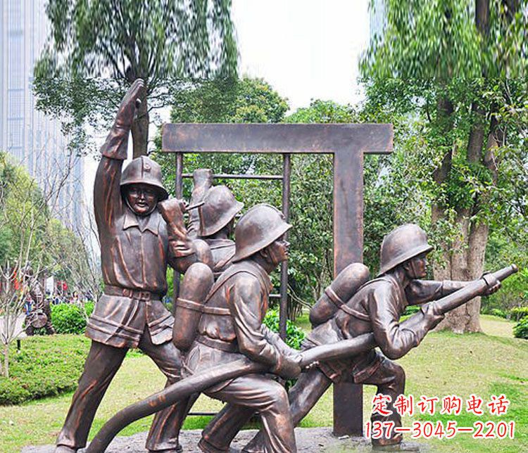 聊城消防员人物铜雕 (2)