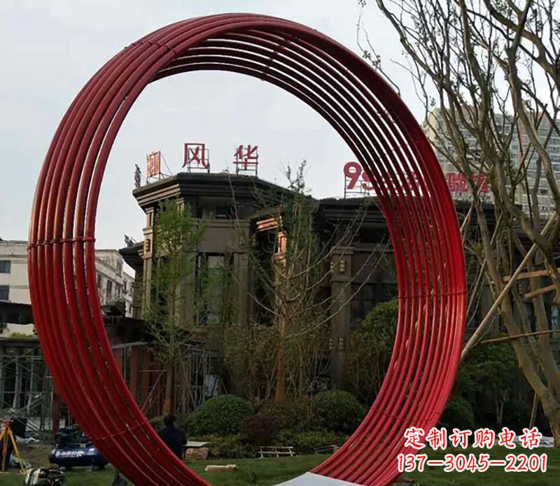聊城小区不锈钢圆环景观雕塑