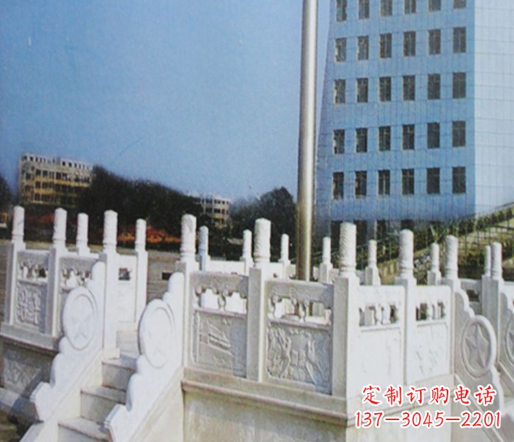聊城校园汉白玉升旗台景观石雕