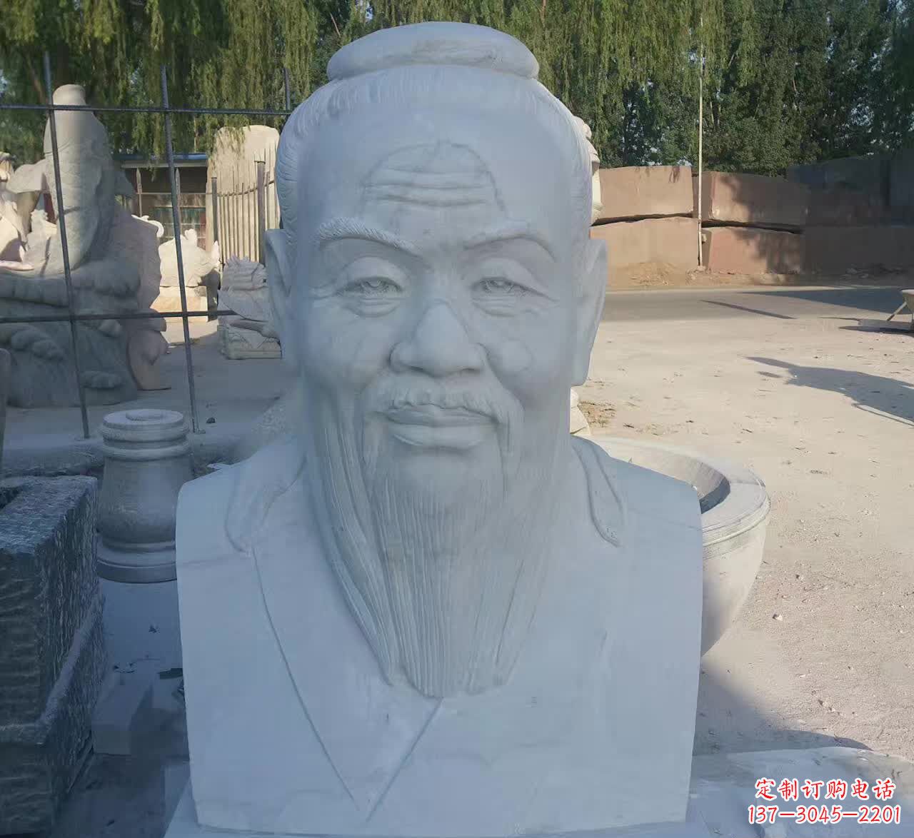 聊城校园孔子胸像石雕塑