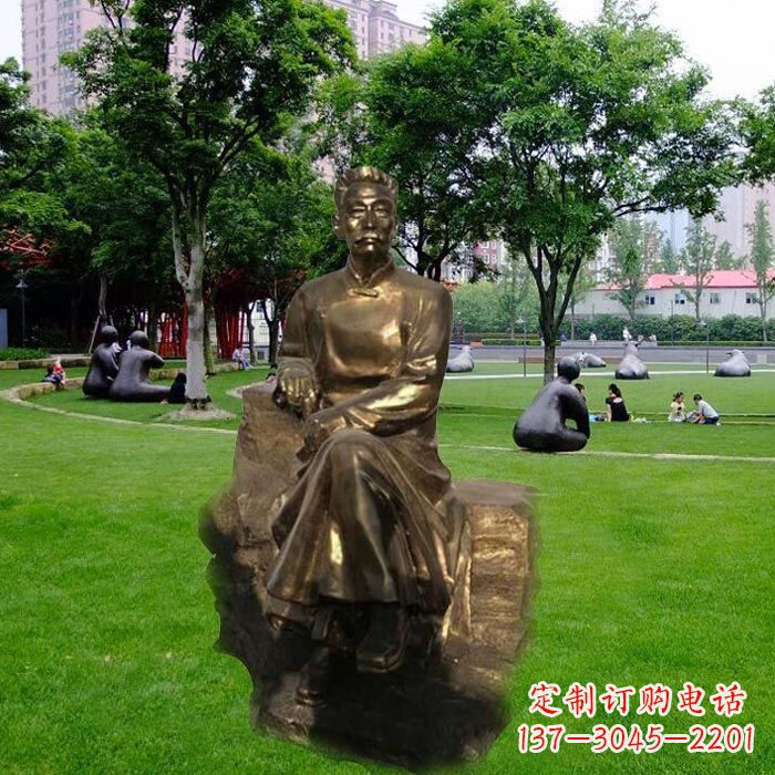 聊城校园名人鲁迅先生玻璃钢仿铜雕像