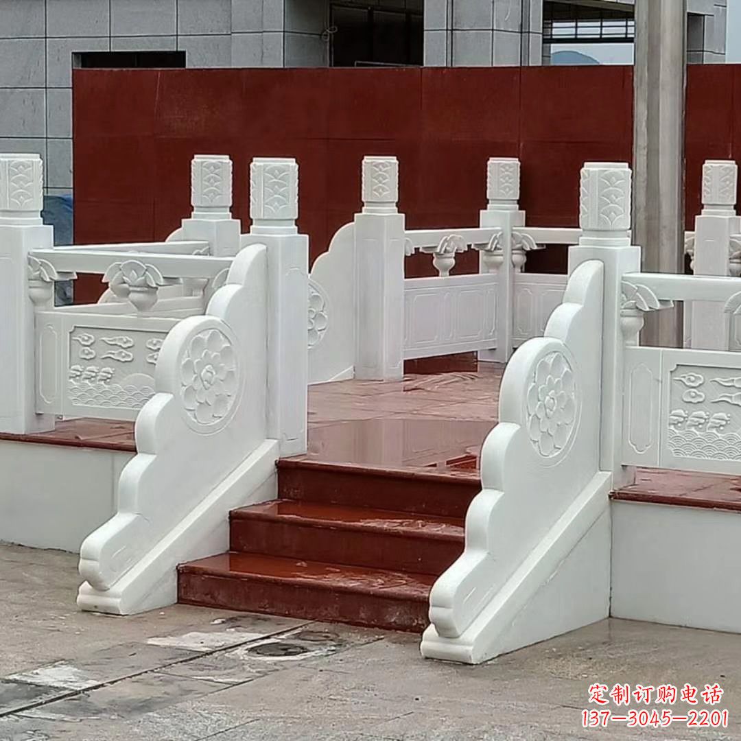 聊城学校校园国旗台石雕
