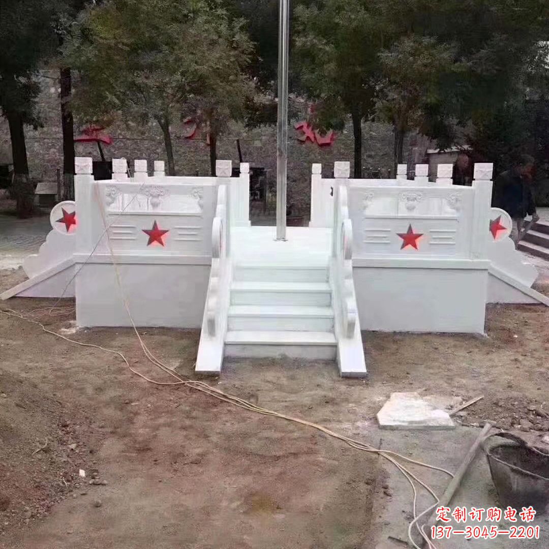 聊城学校校园升国旗台