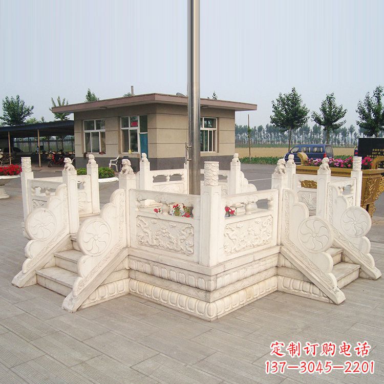 聊城学校校园芝麻白广场升旗台