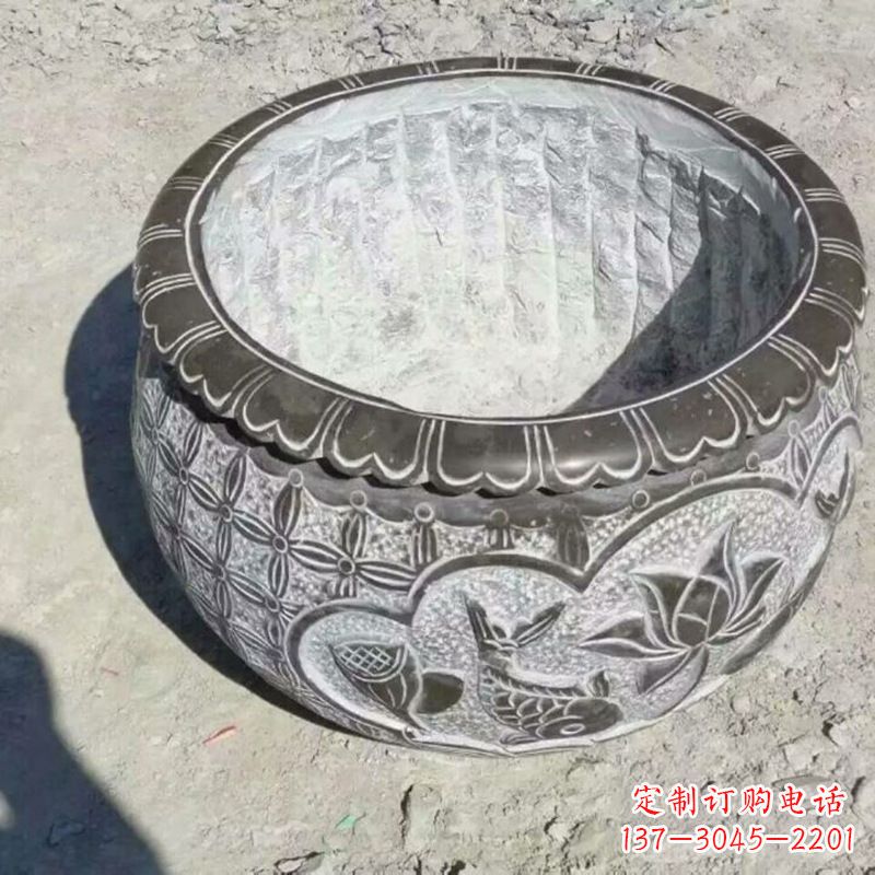 聊城园林莲花鱼纹石雕水缸