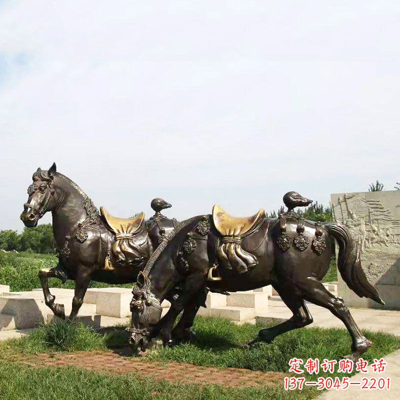 聊城战马群公园景区动物情景雕塑