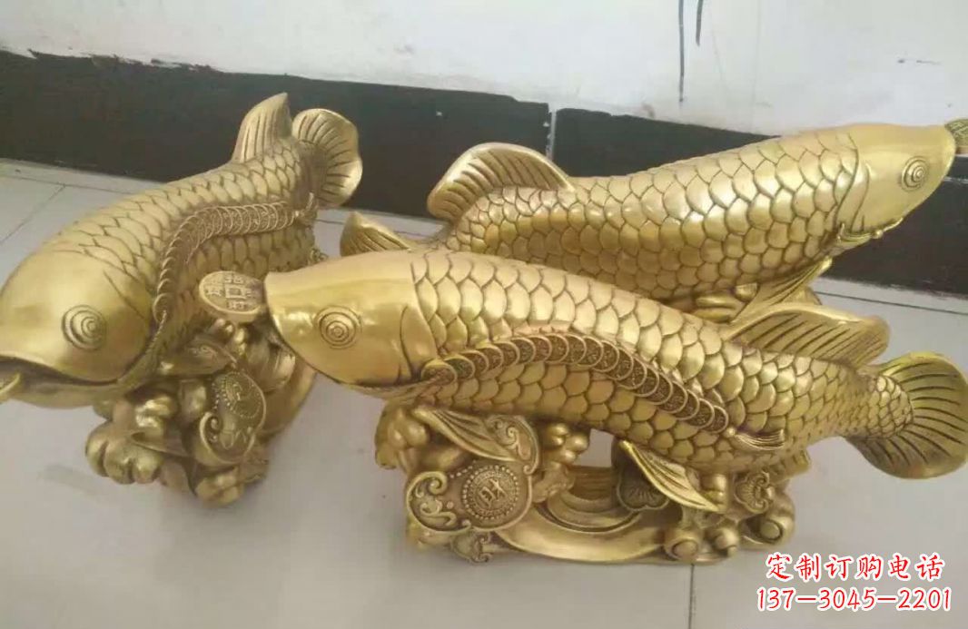 聊城招财金龙鱼雕塑