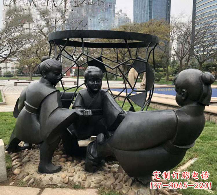 聊城铸铜公园司马光砸缸儿童雕塑
