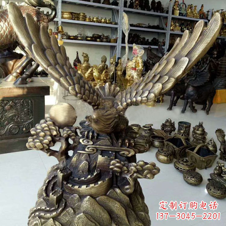 聊城铸铜老鹰雕塑