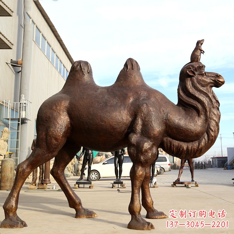 聊城铸铜骆驼雕塑