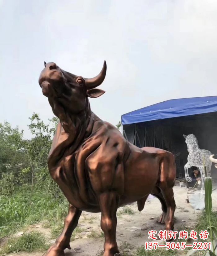 聊城紫铜牛动物雕塑