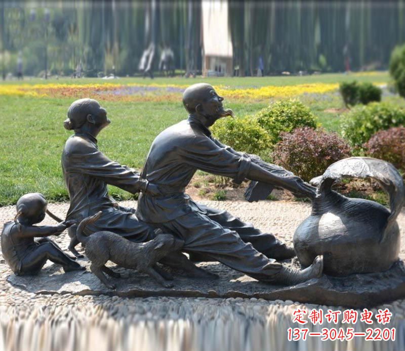 聊城祖孙三人拔萝卜铜雕